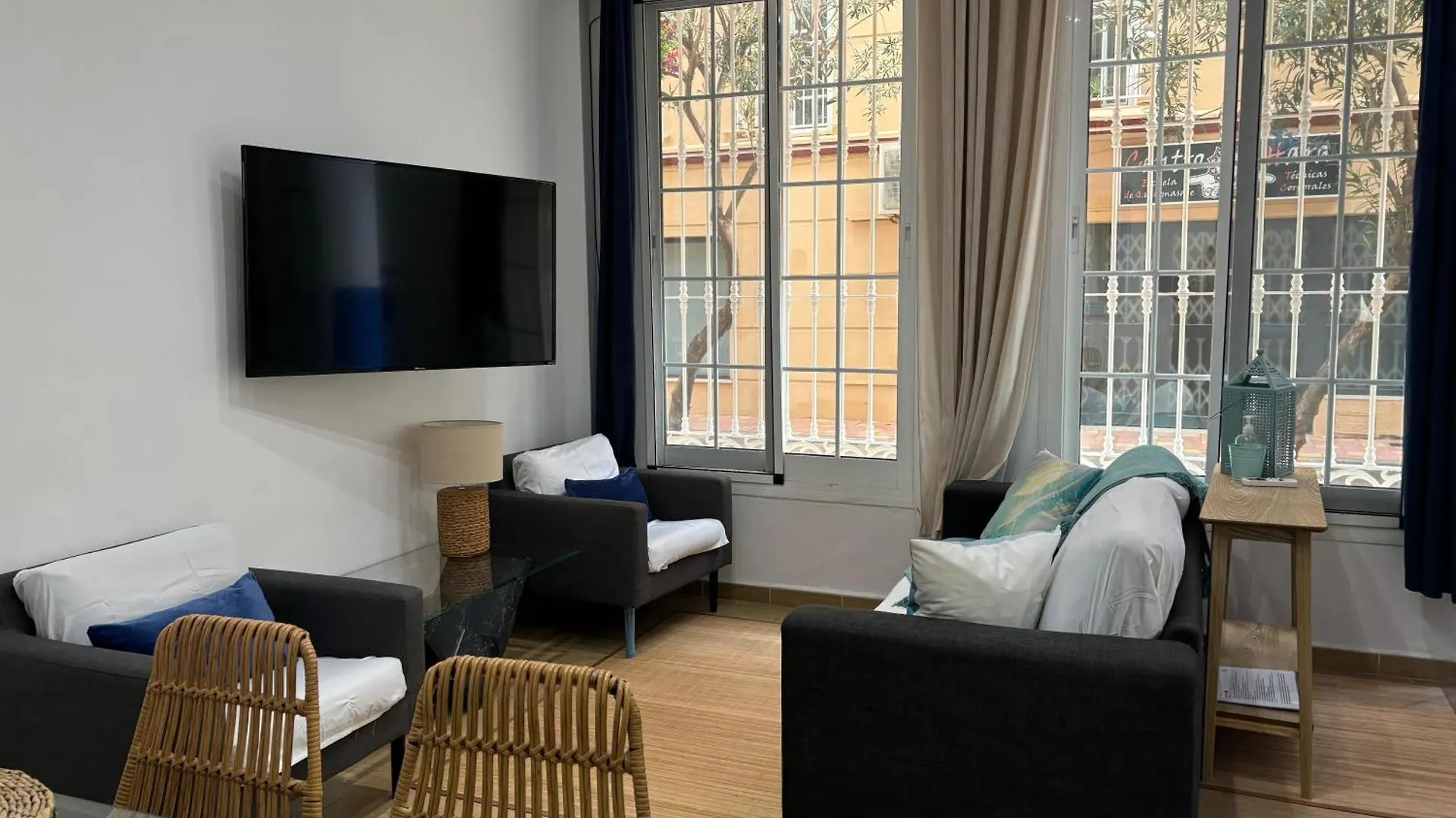 Port House, Paseo Maritimo,A Un Minuto Playa Apartment Fuengirola Spain
